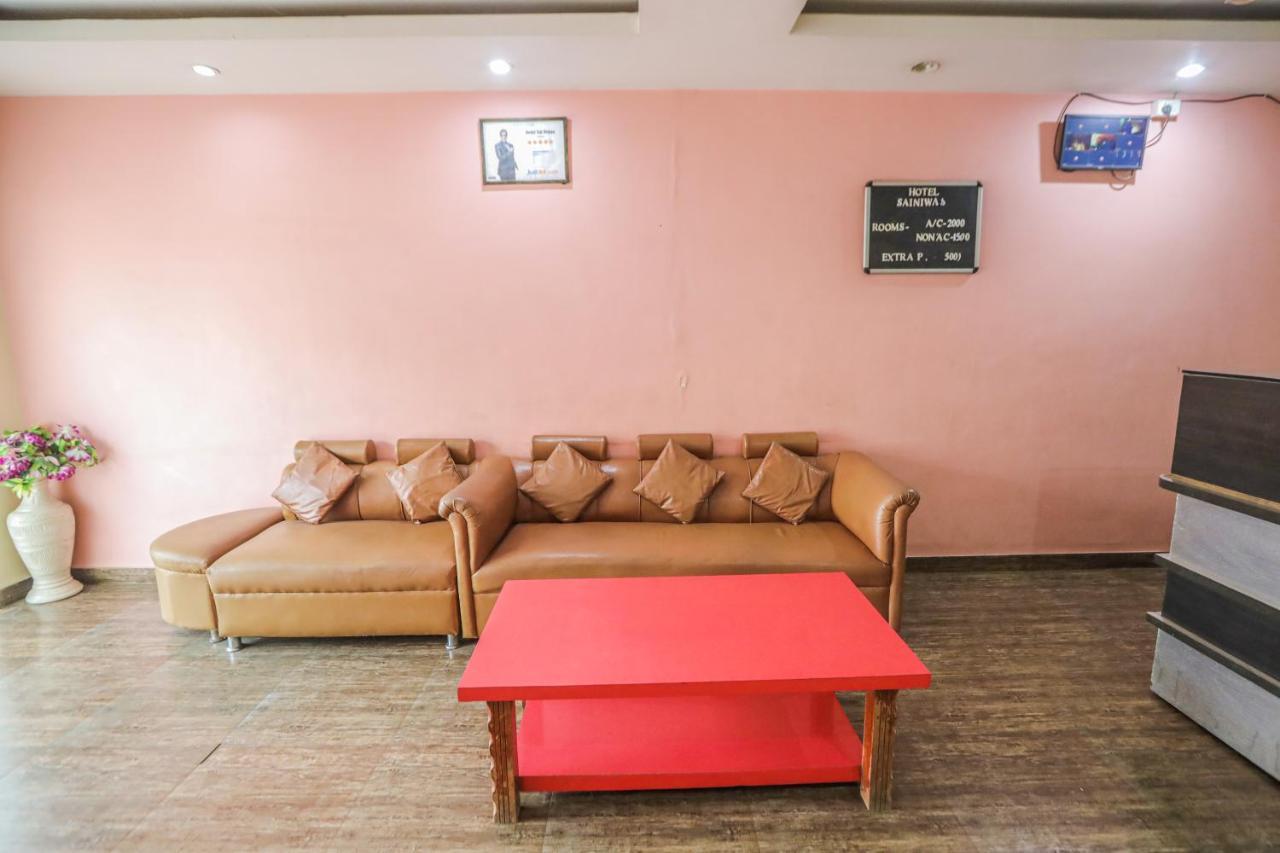 Hotel Sai Niwas Лонавала Екстериор снимка