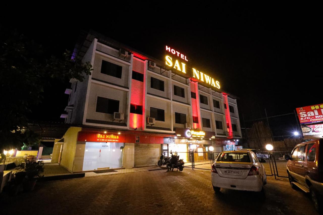 Hotel Sai Niwas Лонавала Екстериор снимка